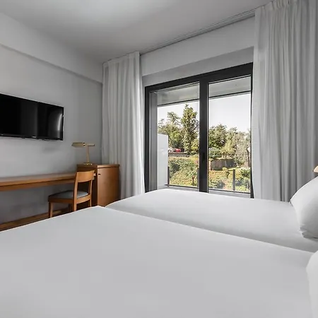 Hesperia Santiago Peregrino 4*