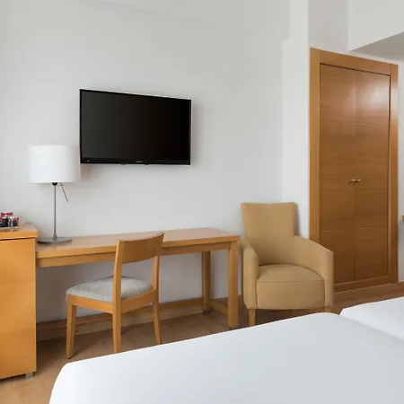 Hesperia Santiago Peregrino 4*