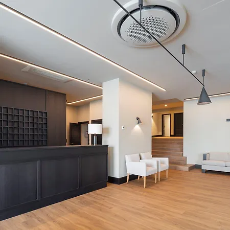 Hotel Hesperia Santiago Peregrino 4*
