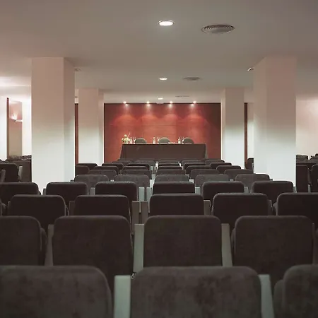 Hotel Hesperia Santiago Peregrino 4*