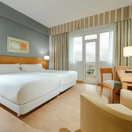 Hesperia Santiago Peregrino Ξενοδοχείο 4*