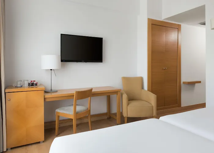 Hesperia Santiago Peregrino 4*