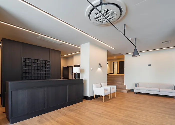 Hotel Hesperia Santiago Peregrino 4*