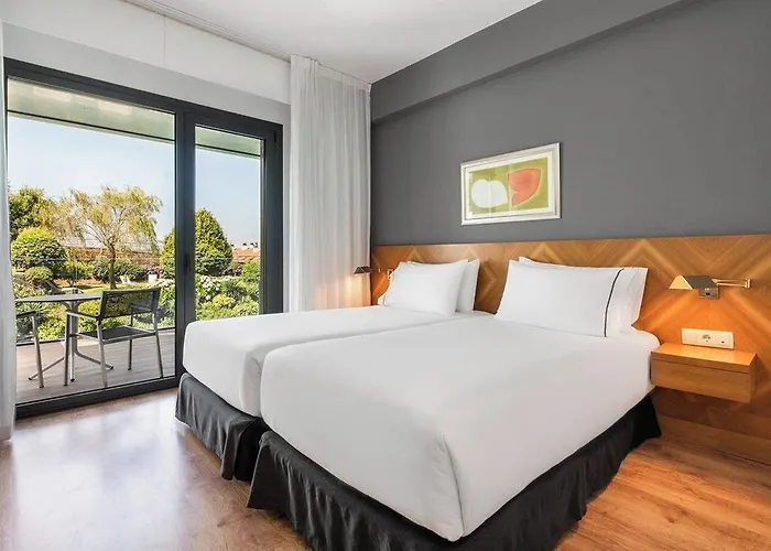 Hesperia Santiago Peregrino 4*